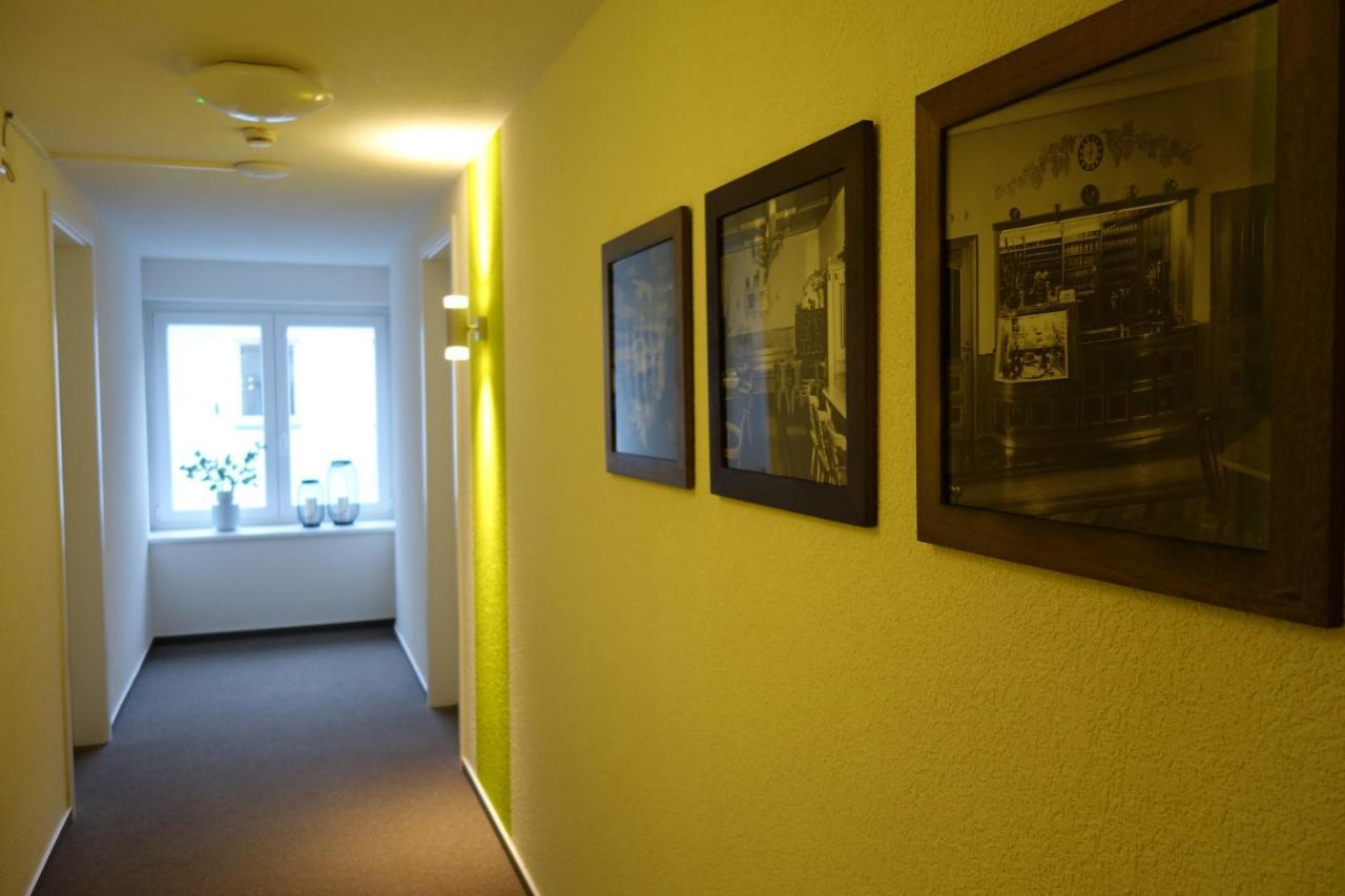 Hotel Deutsches Haus Kitzingen Exteriör bild